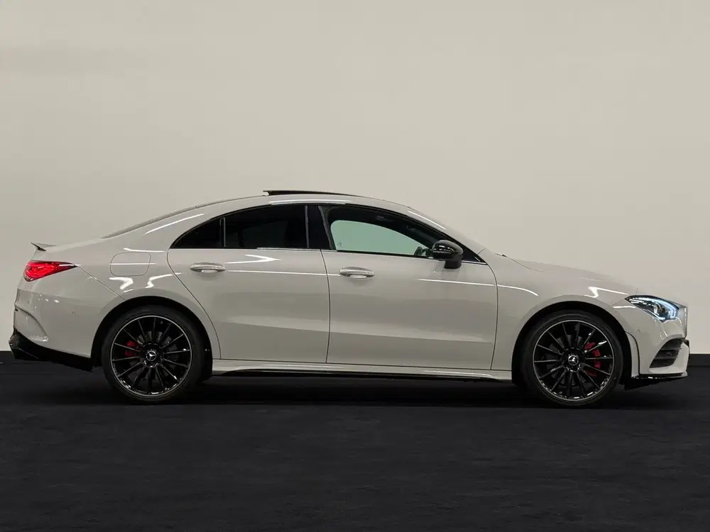 Mercedes-Benz CLA 250 e AMG 45S Blackpack Pano Memory uit 2020, foto 9