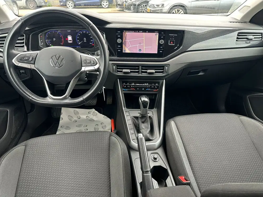Volkswagen Polo 1.0 TSI DSG uit 2022, foto 9