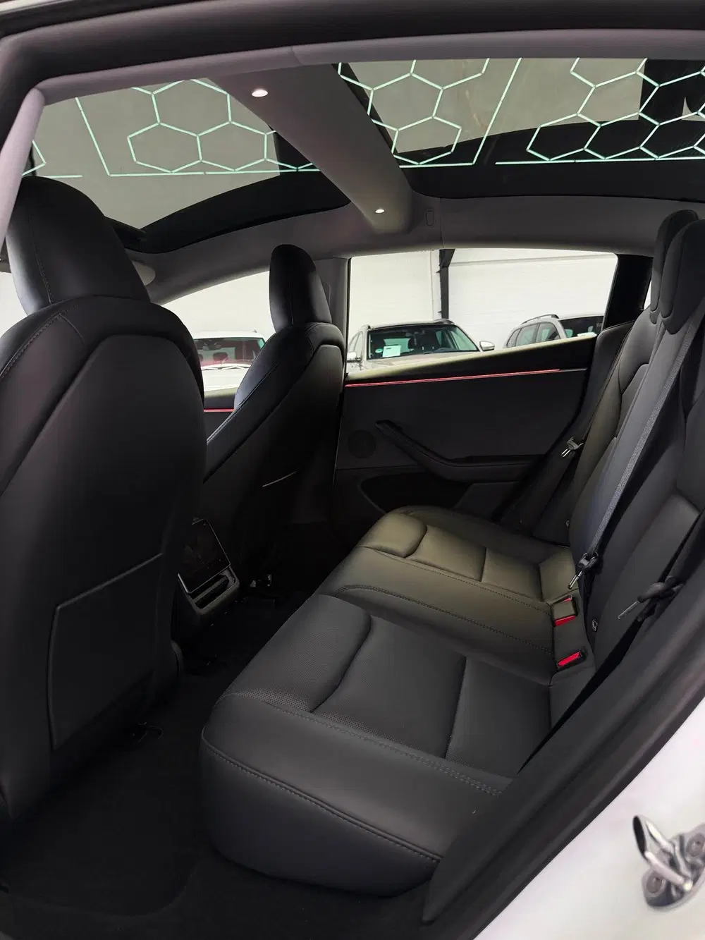 Tesla Model 3 Premium Long Range RWD 78 kWh FSD uit 2024, foto 5