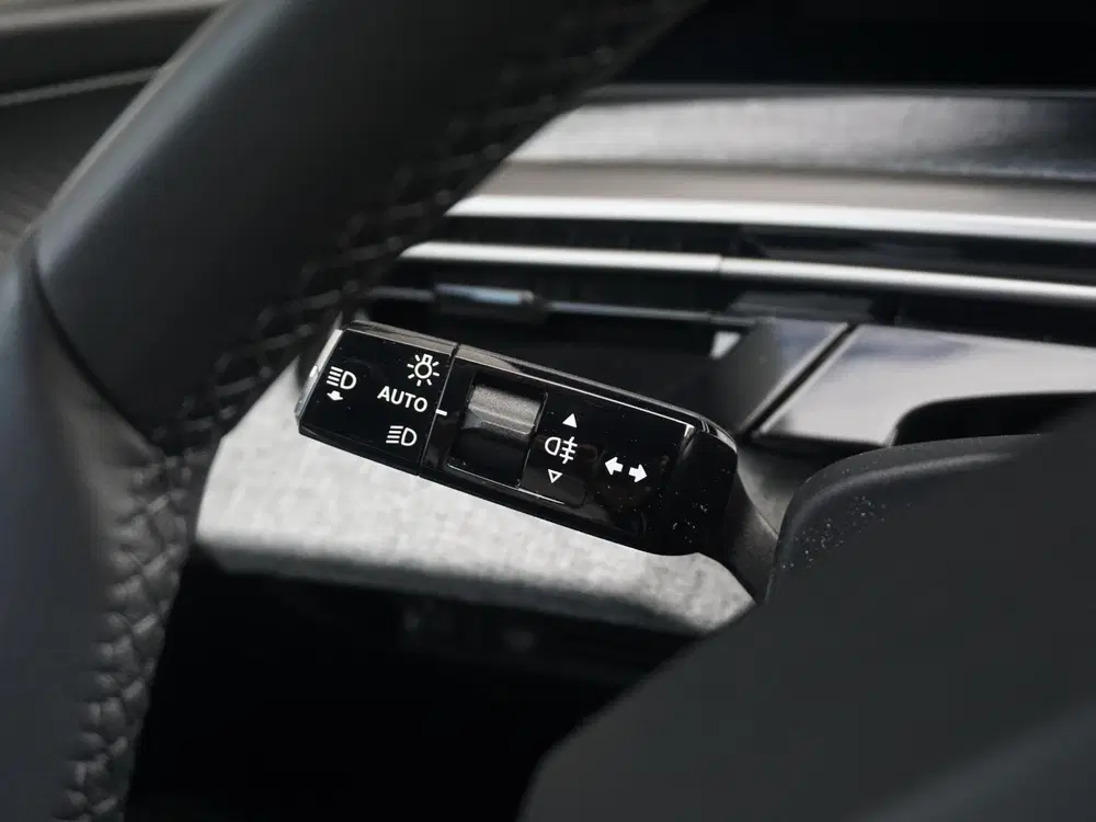 Peugeot 5008 1.2 Hybrid 136 Allure 7p 7-Persoons uit 2024, foto 13