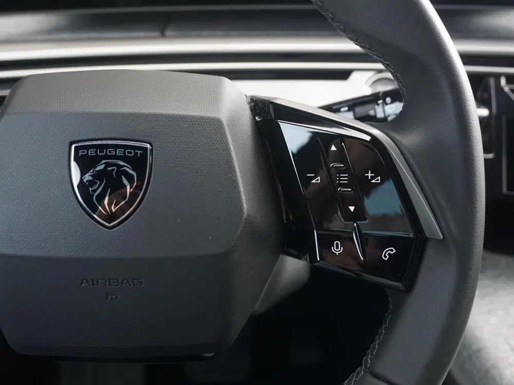 Peugeot 5008 1.2 Hybrid 136 Allure 7p 7-Persoons uit 2024, foto 15