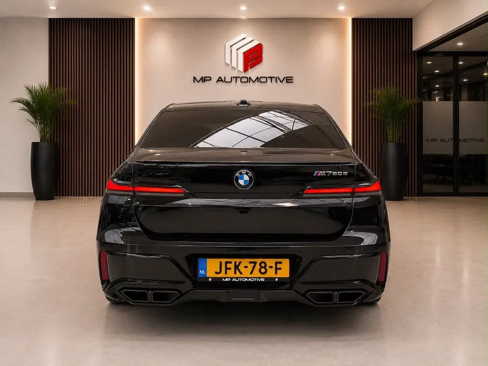 BMW 7-serie M760e xDrive M-Sport uit 2024, foto 14