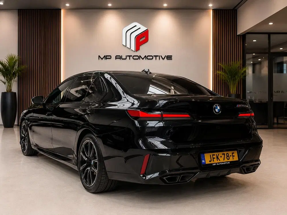 BMW 7-serie M760e xDrive M-Sport uit 2024, foto 4