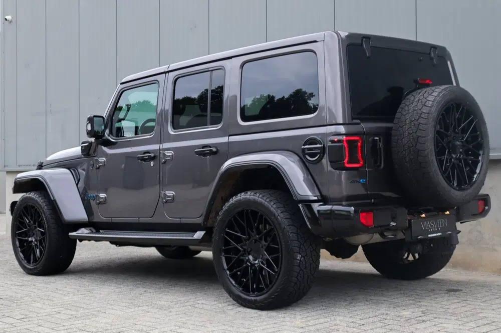Jeep Wrangler 4xe 380 Sahara Navigatie uit 2021, foto 11