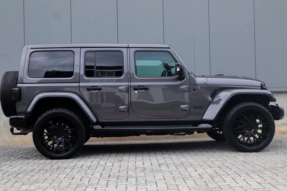 Jeep Wrangler 4xe 380 Sahara Navigatie uit 2021, foto 13