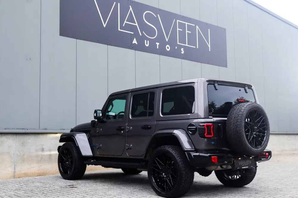 Jeep Wrangler 4xe 380 Sahara Navigatie uit 2021, foto 15