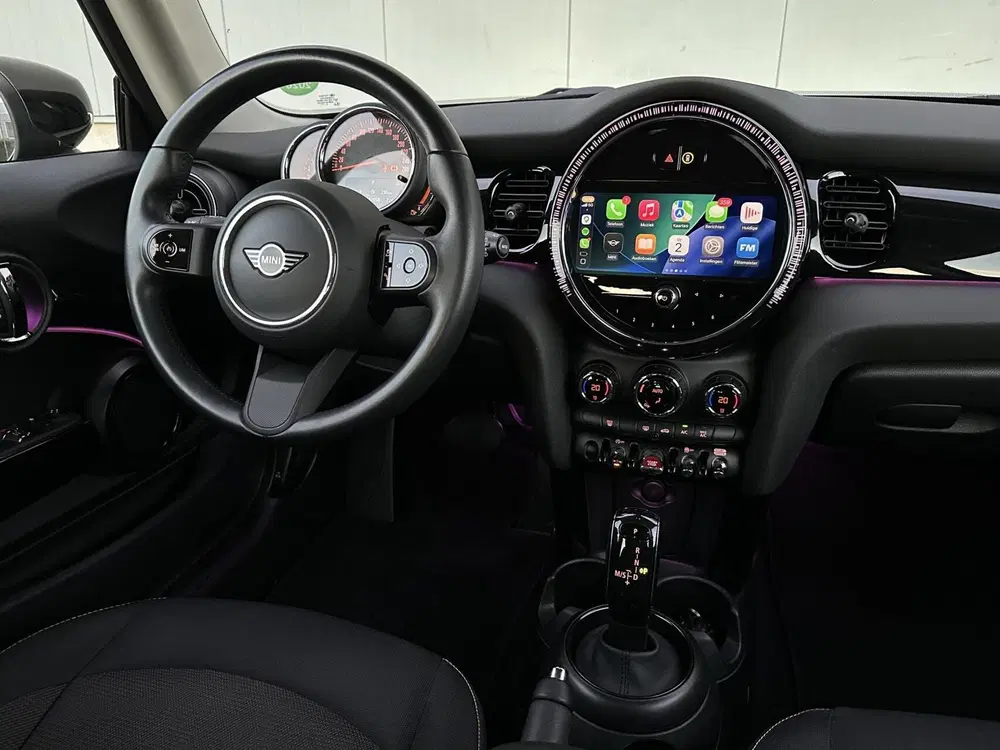 Mini Cooper 1.5 Cooper Essential uit 2023, foto 5