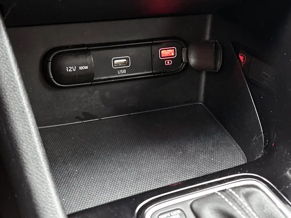 Kia Niro 1.6 GDi Hybrid DynamicPlusLine uit 2021, foto 14