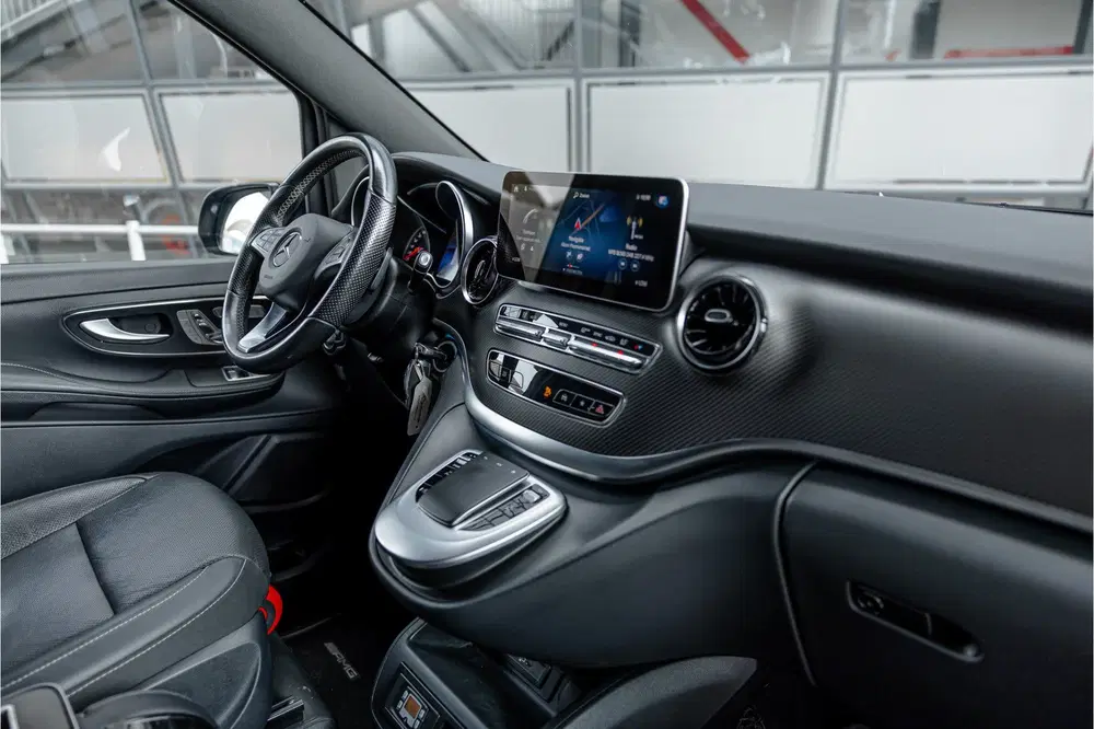 Mercedes-Benz V-Klasse 300d Lang uit 2021, foto 12