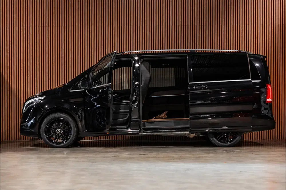 Mercedes-Benz V-Klasse 300d Lang uit 2021, foto 5