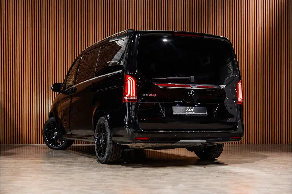 Mercedes-Benz V-Klasse 300d Lang uit 2021, foto 8
