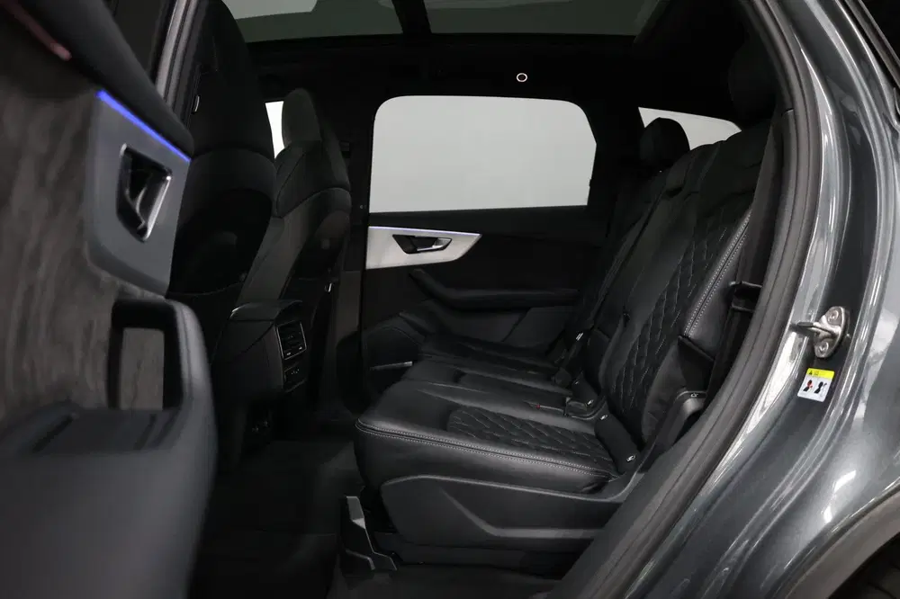 Audi Q7 60 TFSI e quattro Competition 456+PK 3x S uit 2020, foto 13