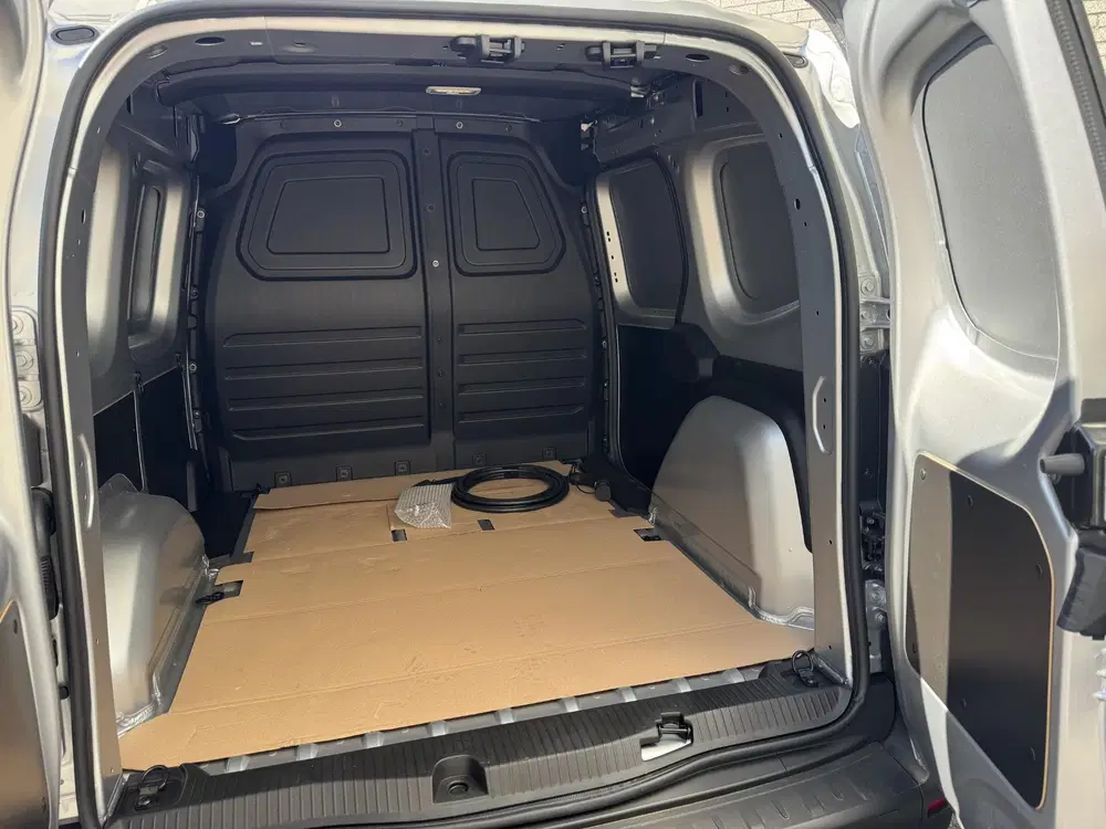Renault Kangoo E-Tech Extra L1 44 kWh uit 2026, foto 9
