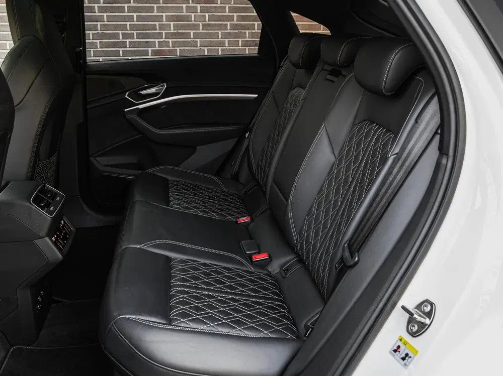 Audi e-tron S quattro 95 kWh 503 PK uit 2020, foto 14