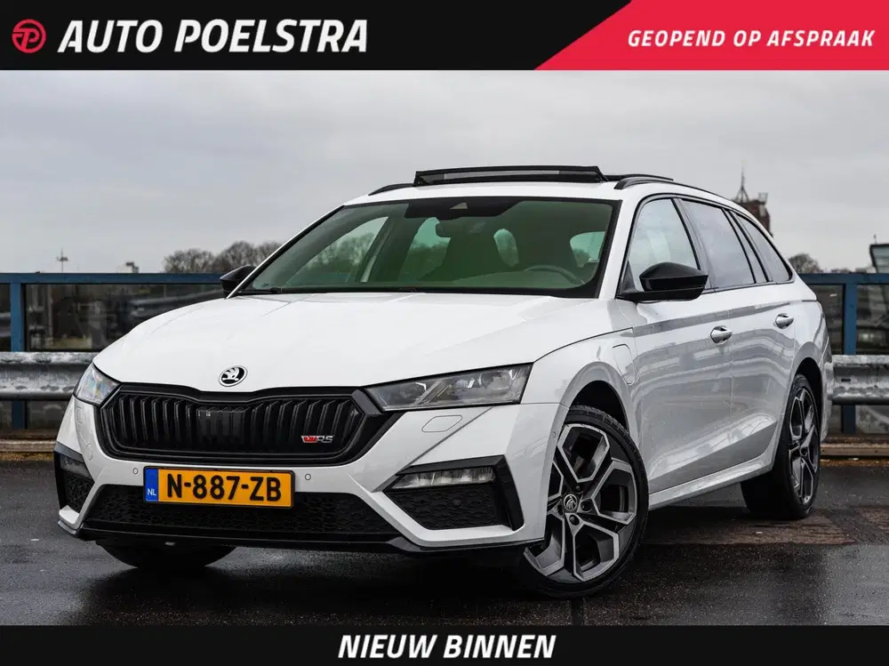 Skoda Octavia 1.4 TSI RS iV PHEV Business 245 PK Panor uit 2021