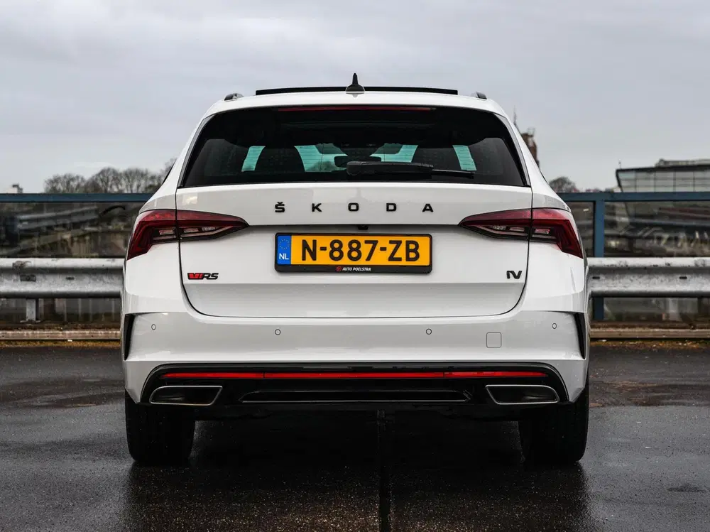 Skoda Octavia 1.4 TSI RS iV PHEV Business 245 PK Panor uit 2021, foto 5