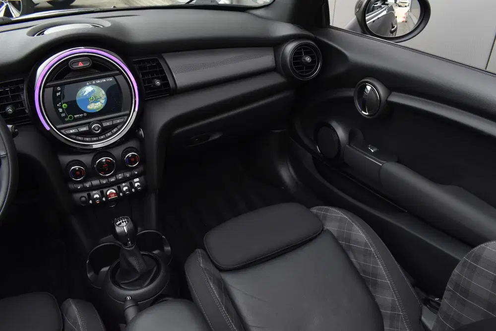 Mini Cabrio 1.5 Cooper Chili Carplay uit 2019, foto 11