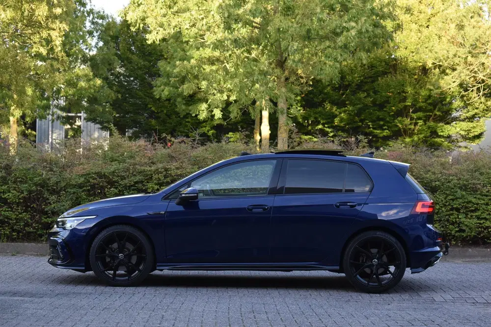 Volkswagen Golf 1.5 eTSI R-Line Pano Massage Camera Trekha uit 2020, foto 4