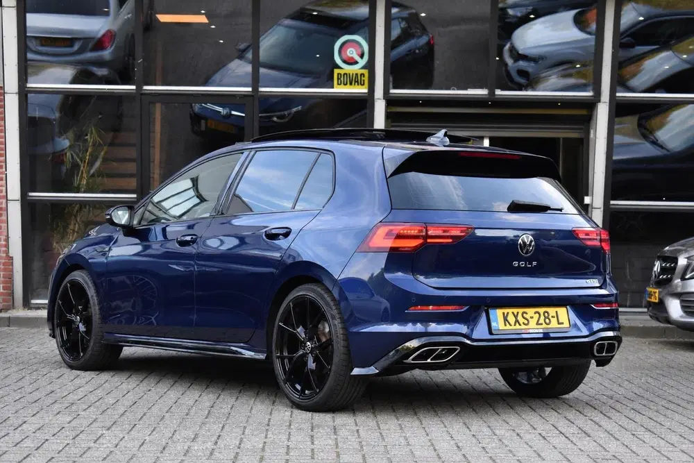 Volkswagen Golf 1.5 eTSI R-Line Pano Massage Camera Trekha uit 2020, foto 7