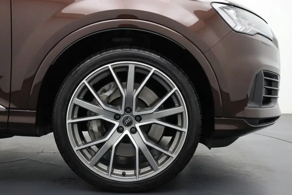 Audi Q7 55 TFSI e quattro S Line Velgen 381PK l Pa uit 2022, foto 7