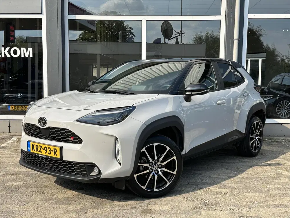 Toyota Yaris Cross 1.5 Hybrid GR Sport uit 2023