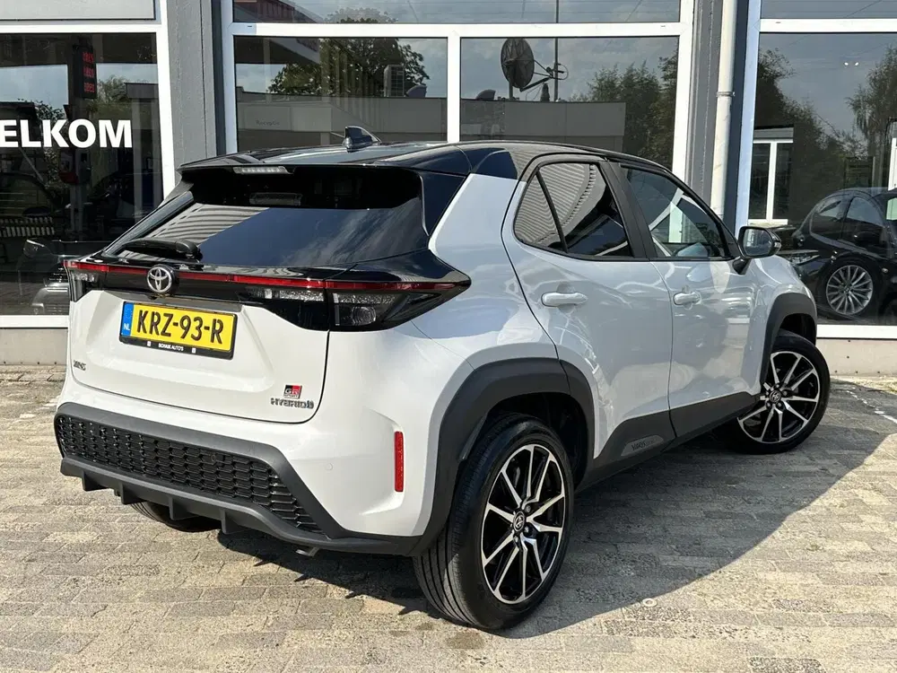 Toyota Yaris Cross 1.5 Hybrid GR Sport uit 2023, foto 2
