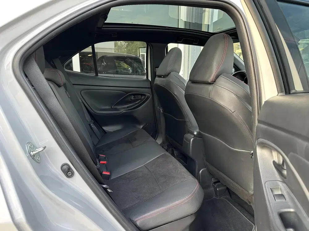 Toyota Yaris Cross 1.5 Hybrid GR Sport uit 2023, foto 9