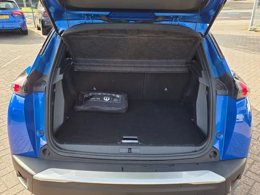 Peugeot 2008 1.2 PureTech Allure automaat navi uit 2023, foto 13