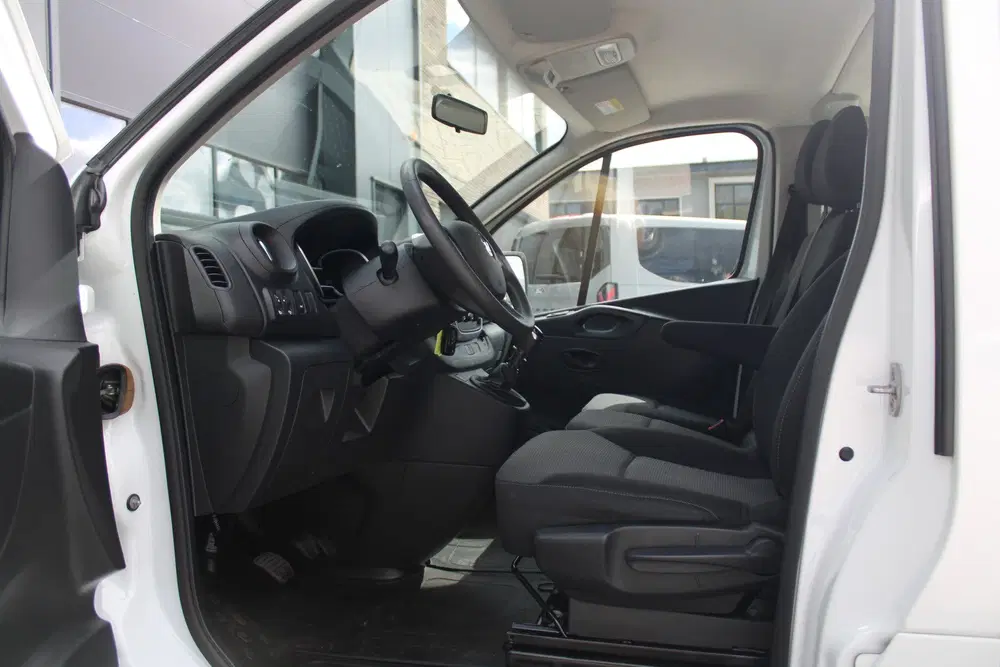 Renault Trafic 2.0 dCi 120 Grand Life 120pk 9 Zits uit 2020, foto 15