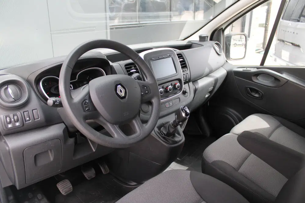 Renault Trafic 2.0 dCi 120 Grand Life 120pk 9 Zits uit 2020, foto 2