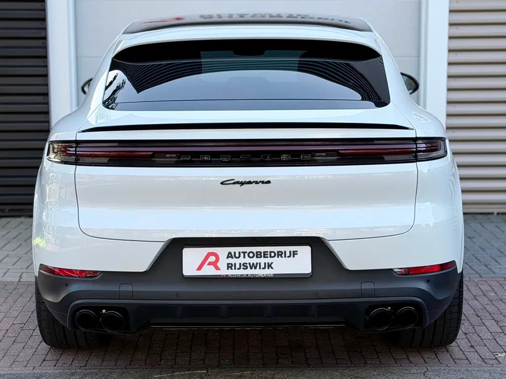 Porsche Cayenne Cayenne Coupé 3.0 E-Hybrid Pano uit 2023, foto 7