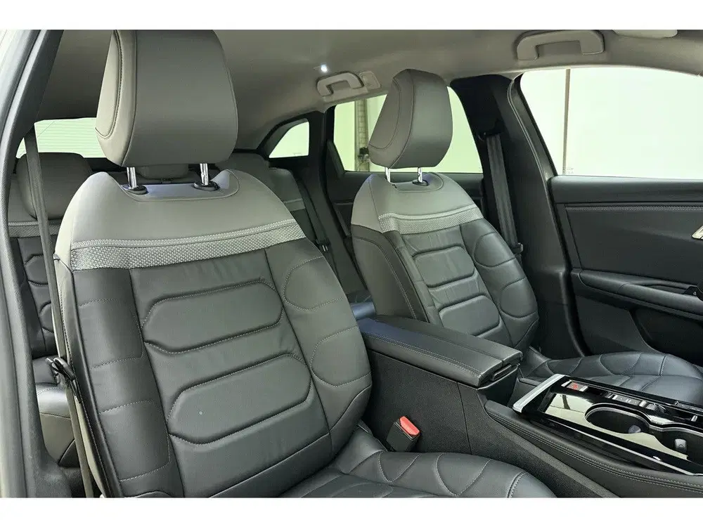 Citroën C5 X 1.6 Plug-in Hybrid 180 Plus Automaat uit 2025, foto 13
