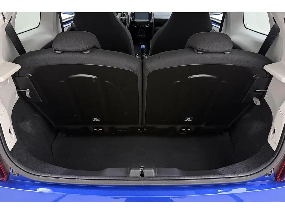 Peugeot 108 1.0 e-VTi Allure uit 2019, foto 3