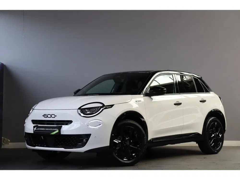 Fiat 600 1.2 Hybrid Sport 145PK uit 2026