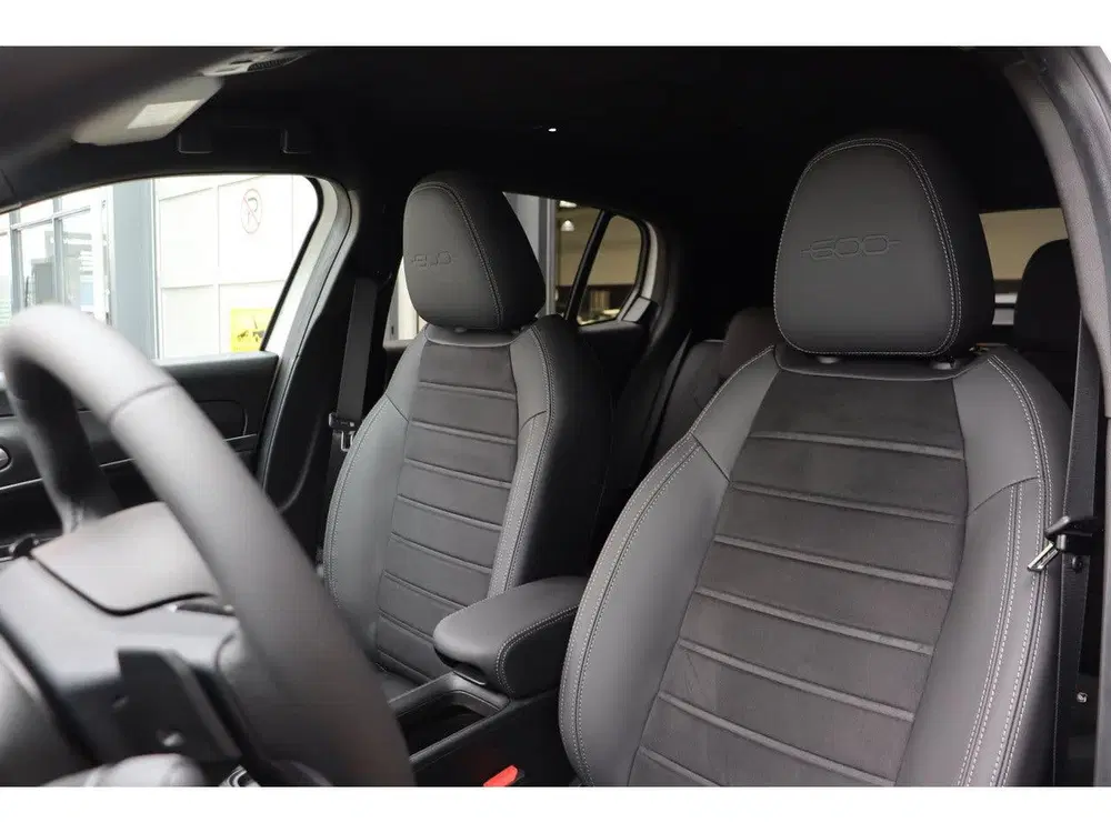 Fiat 600 1.2 Hybrid Sport 145PK uit 2026, foto 7