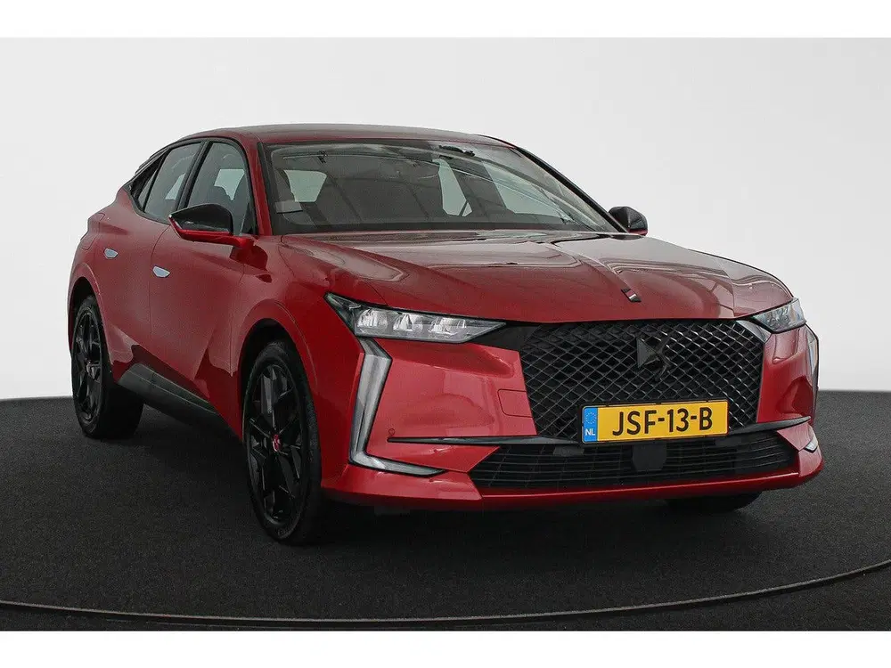 DS Automobiles DS 4 DS DS 4 1.2 PureTech Performance Line Auto uit 2023, foto 2