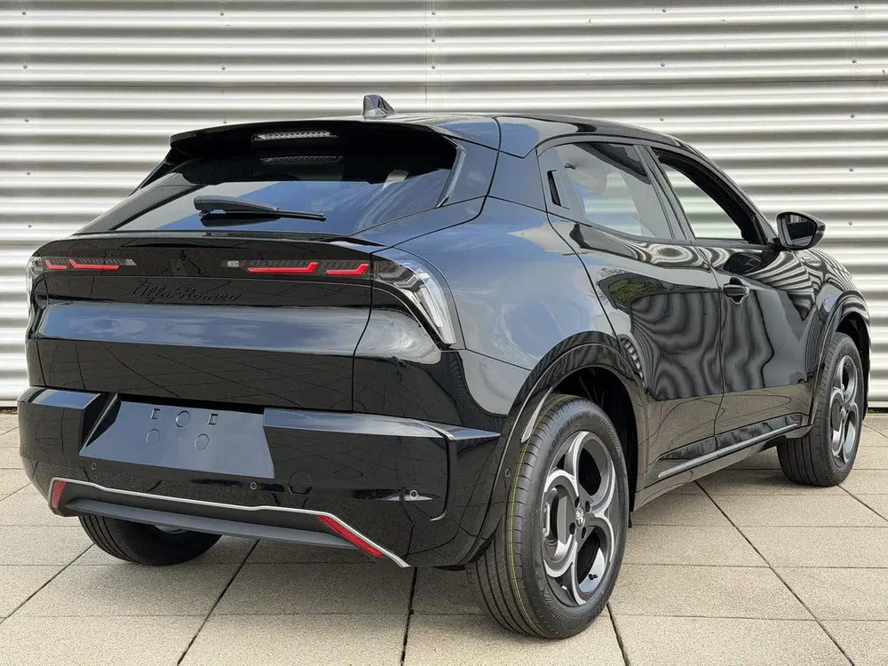 Alfa Romeo Junior Elettrica Sport Speciale 54 kWh uit 2026, foto 7