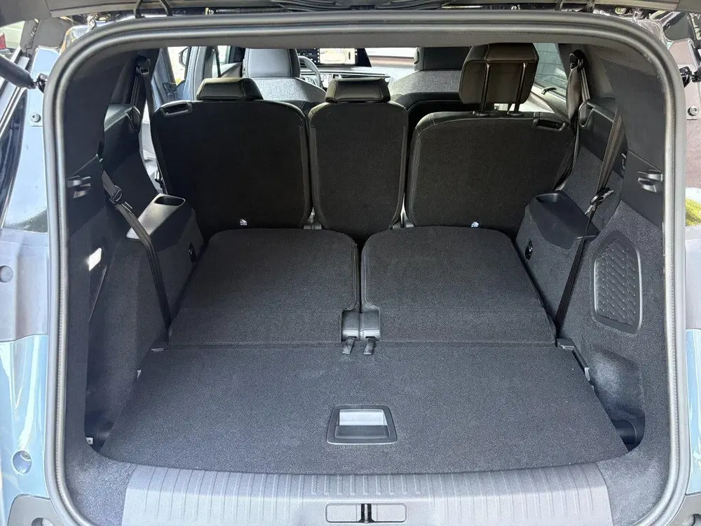 Peugeot 5008 GT Hybrid 145pk e-DCS6 uit 2022, foto 13