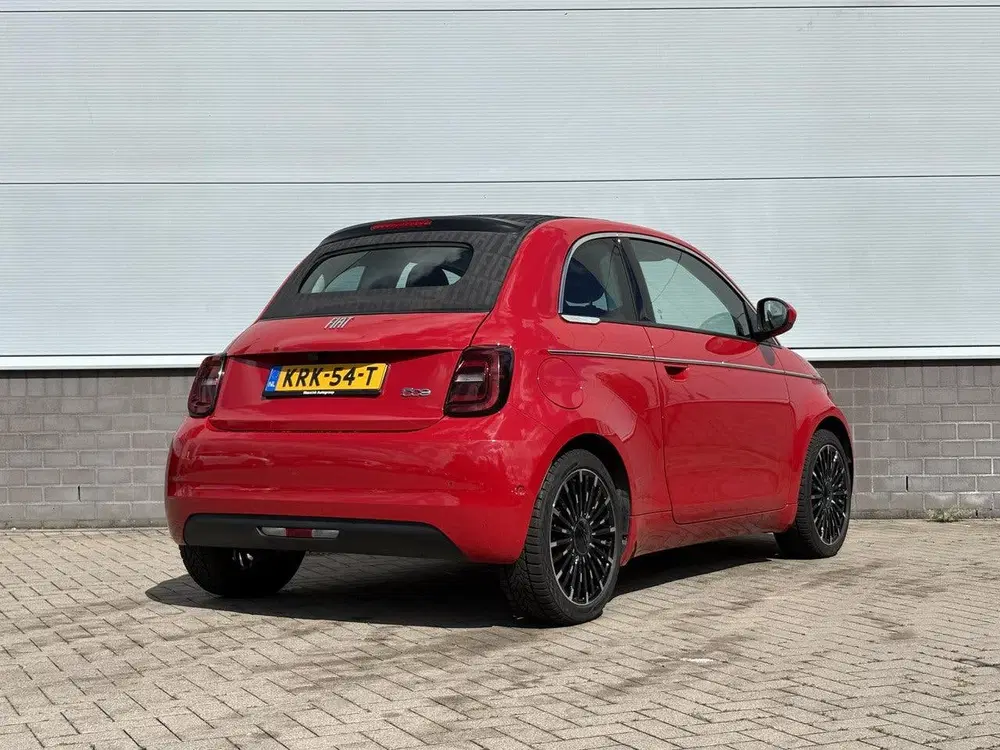 Fiat 500C La Prima 42 kWh Cabrio JBL Soundsysteem uit 2024, foto 4