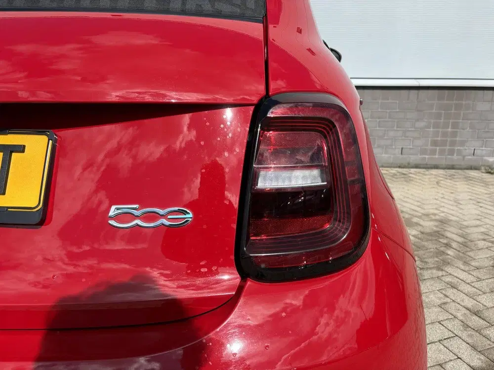Fiat 500C La Prima 42 kWh Cabrio JBL Soundsysteem uit 2024, foto 7