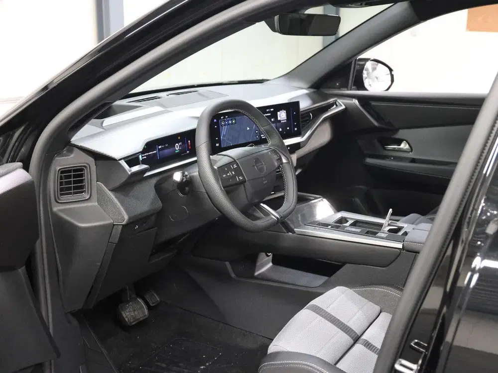 Opel Grandland Electric Business Edition 73 kWh 214PK uit 2026, foto 7