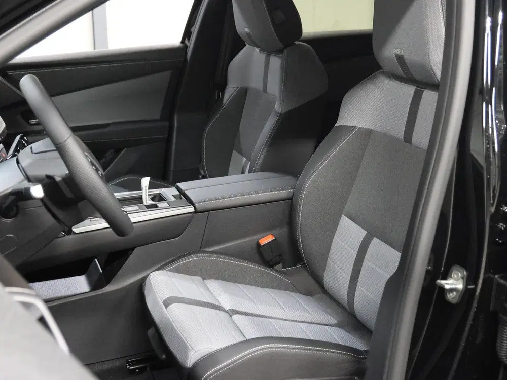 Opel Grandland Electric Business Edition 73 kWh 214PK uit 2026, foto 9