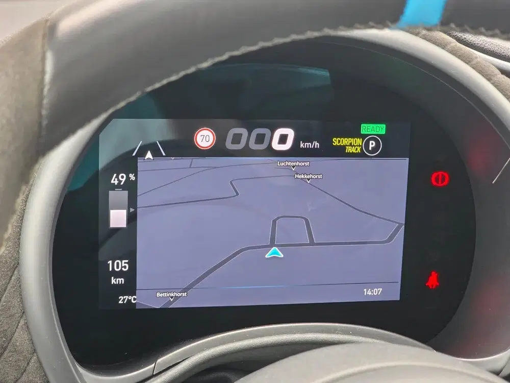 Abarth 500 Turismo 42 kWh Navigatie uit 2024, foto 14