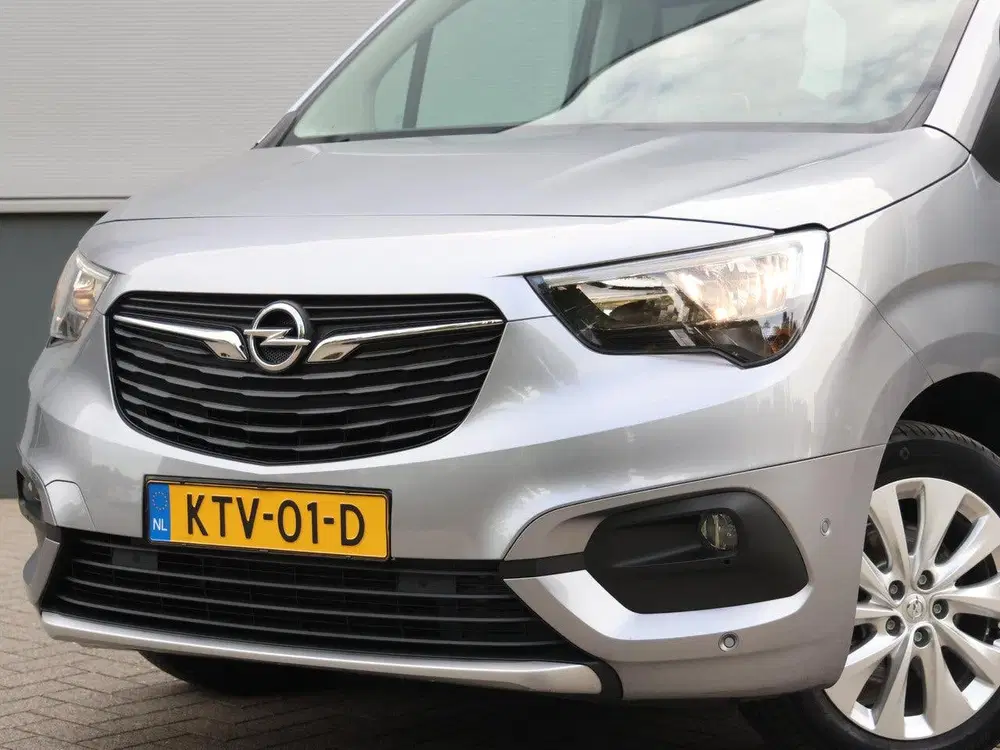 Opel Combo Life L1H1 Elegance 50 kWh 136pk uit 2022, foto 5