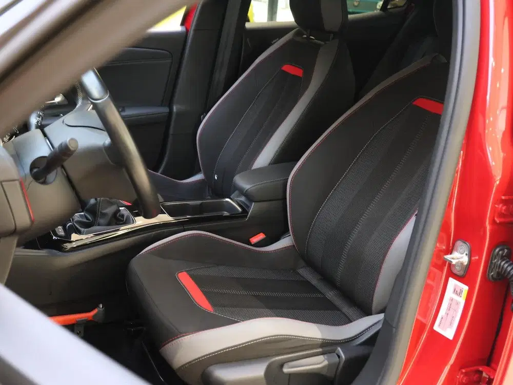 Opel Mokka SUV Level 4 100 pk uit 2023, foto 13