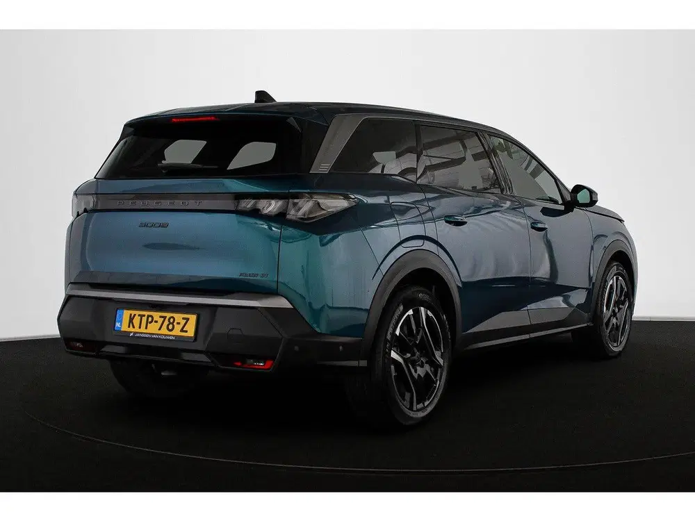 Peugeot 5008 1.6 Plug-in Hybrid 195 Allure 7p Stoelverw uit 2026, foto 3