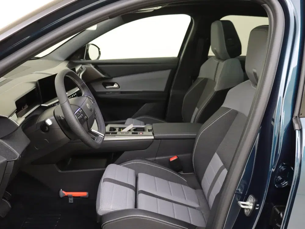 Opel Grandland 1.6 Turbo Plug-in-Hybrid GS uit 2025, foto 10