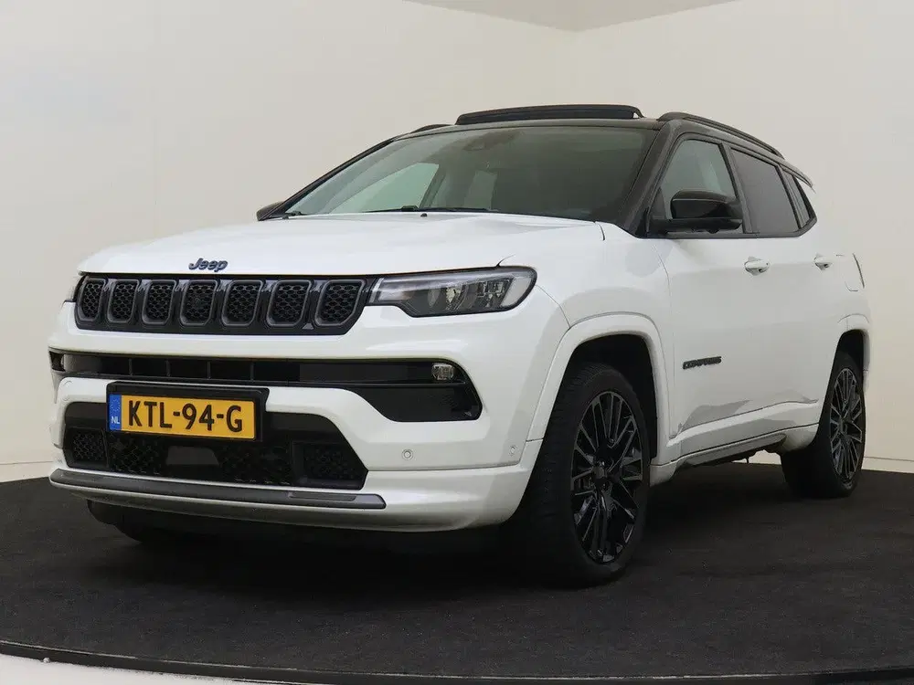 Jeep Compass 4xe 240 Plug-in Hybrid Electric S uit 2022