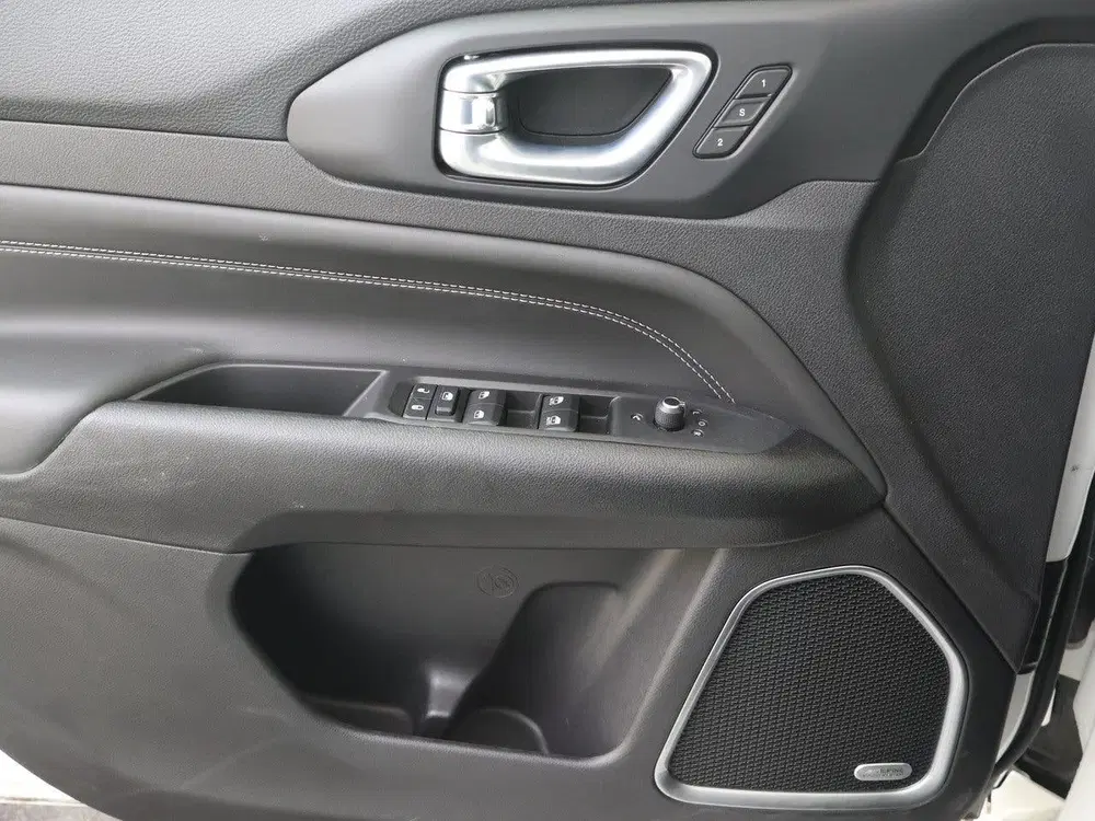 Jeep Compass 4xe 240 Plug-in Hybrid Electric S uit 2022, foto 10