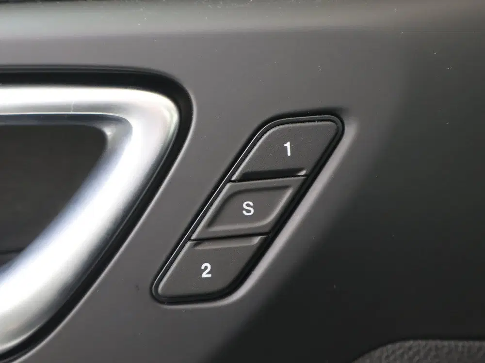 Jeep Compass 4xe 240 Plug-in Hybrid Electric S uit 2022, foto 11